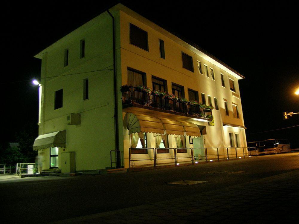 Hotel Da Vito Campagna Lupia Exteriér fotografie