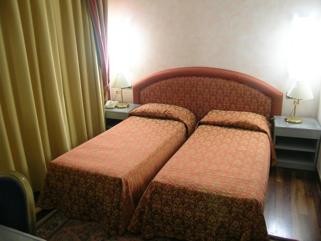 Hotel Da Vito Campagna Lupia Exteriér fotografie