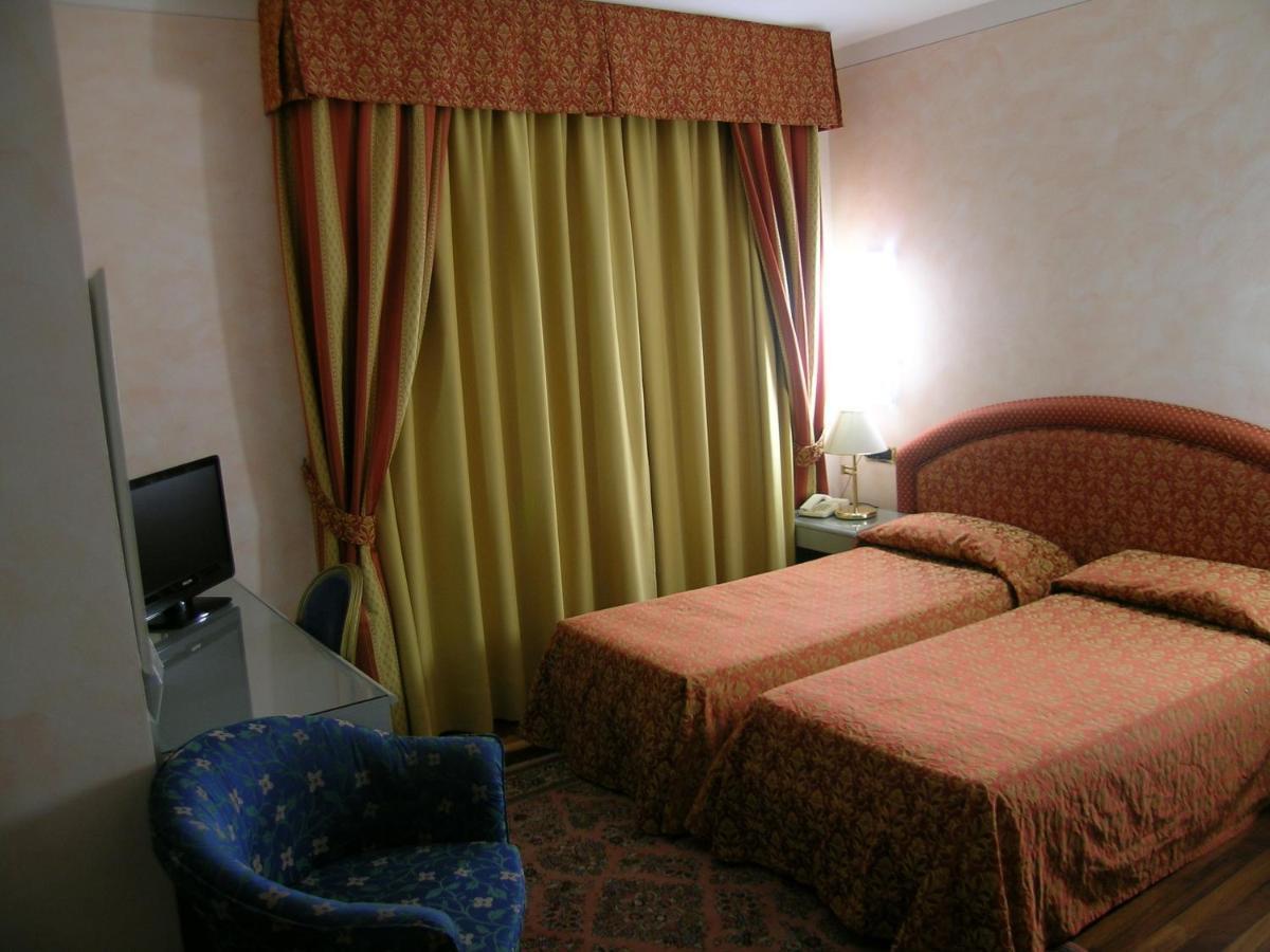 Hotel Da Vito Campagna Lupia Exteriér fotografie